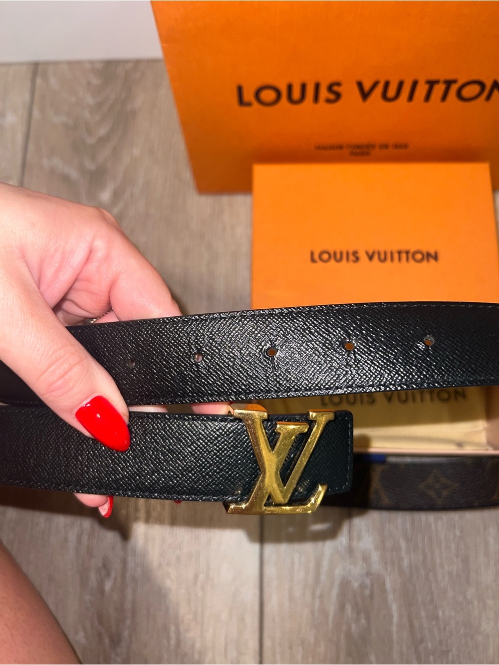 Louis Vuitton Black Leather Belt with Gold LV Buckle - Picture 4 of 5